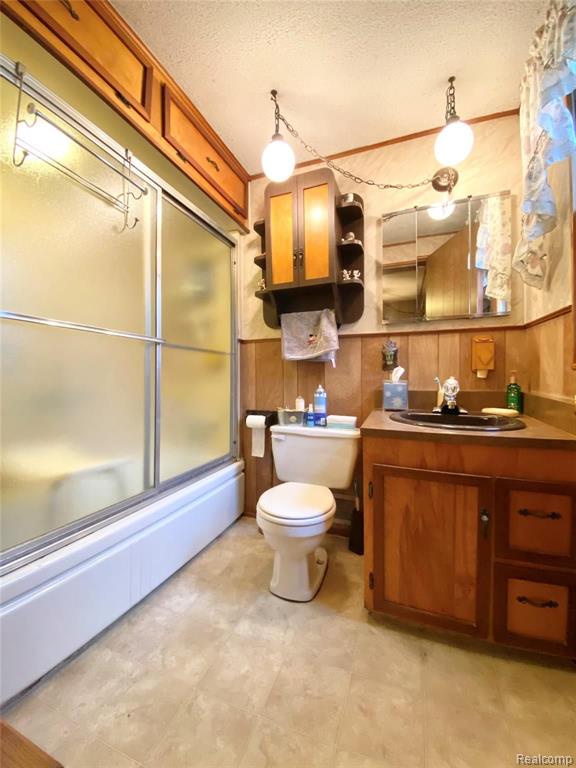 49711 Donner Road Chesterfield, MI 48047 - Photo 16 of 27