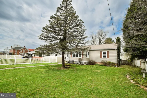 $349,999 | 9 Lombard Street, Thurmont, MD 21788