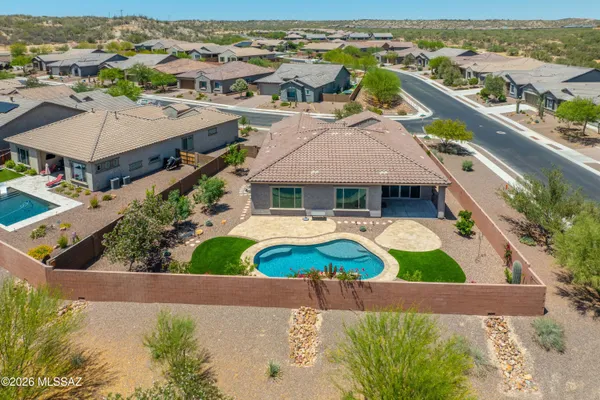 $774,000 | 756 East Nubra Valley Place, Tucson, AZ 85755