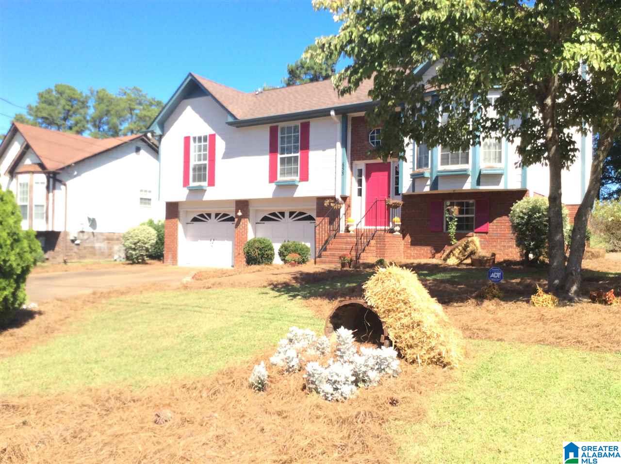 653 McPhearson Lane Bessemer, AL 35023 - Photo 3 of 36