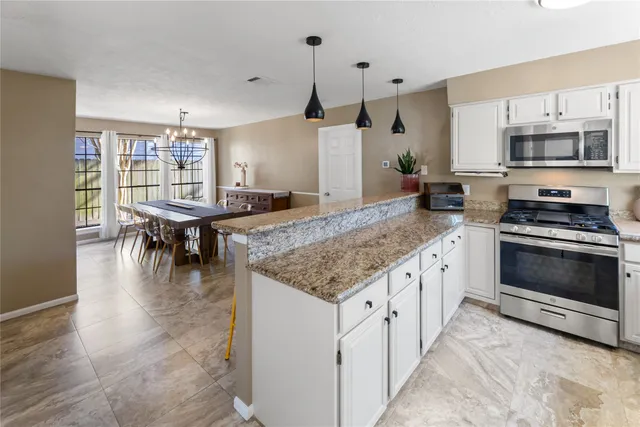 $317,000 | 2645 Sawyer Drive, Seabrook, TX 77586