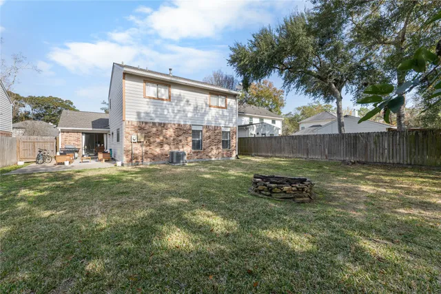 $317,000 | 2645 Sawyer Drive, Seabrook, TX 77586