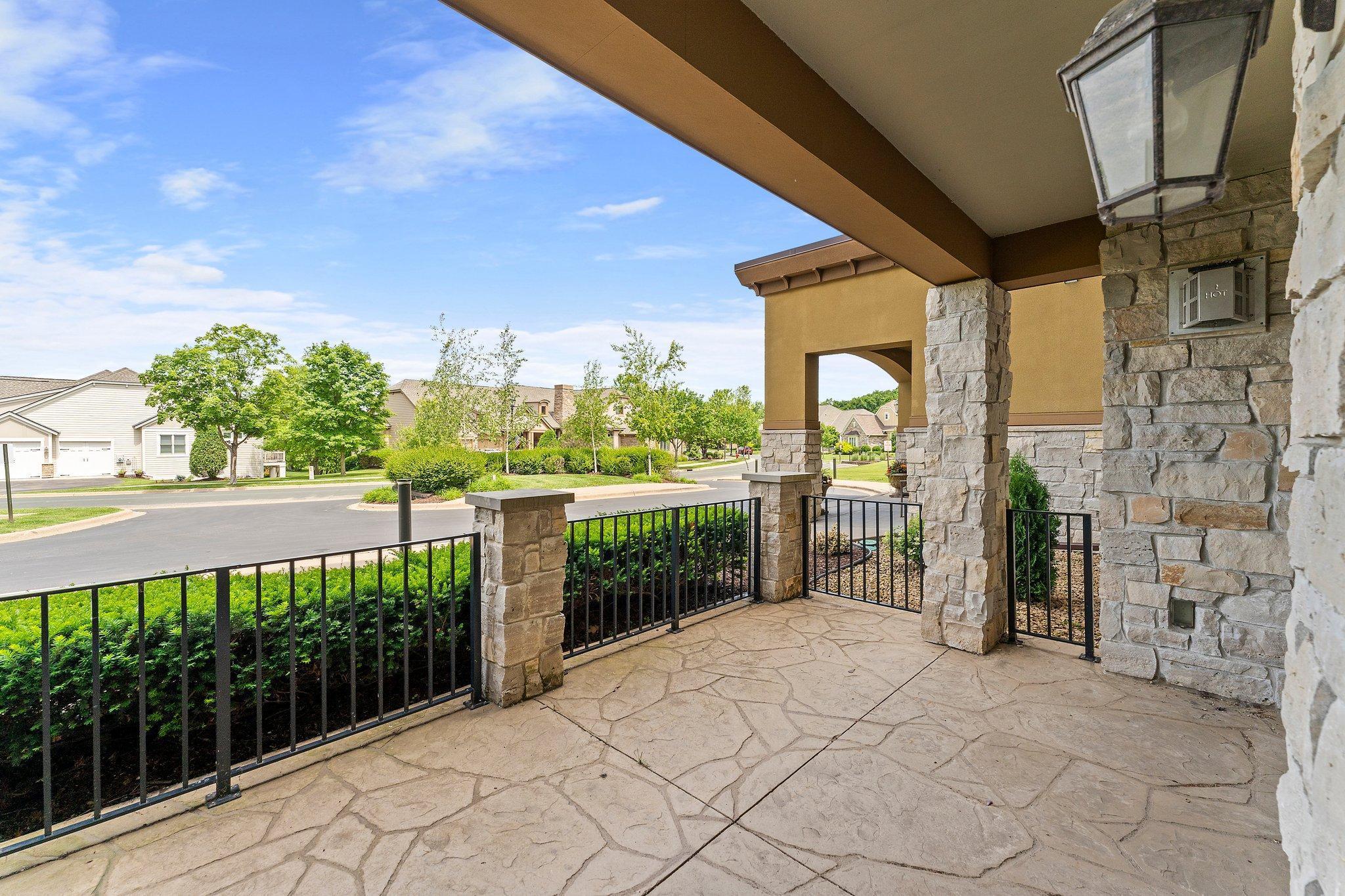 1320 Riverside Lane, Unit 112 Mendota Heights, MN 55118 - Photo 22 of 71