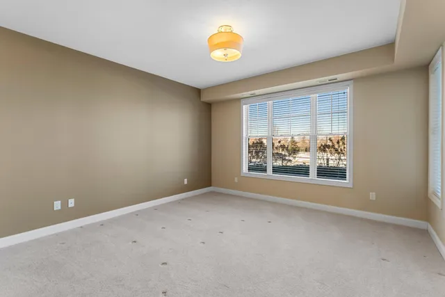 $500,000 | 1320 Riverside Lane, Unit 112, Mendota Heights, MN 55118