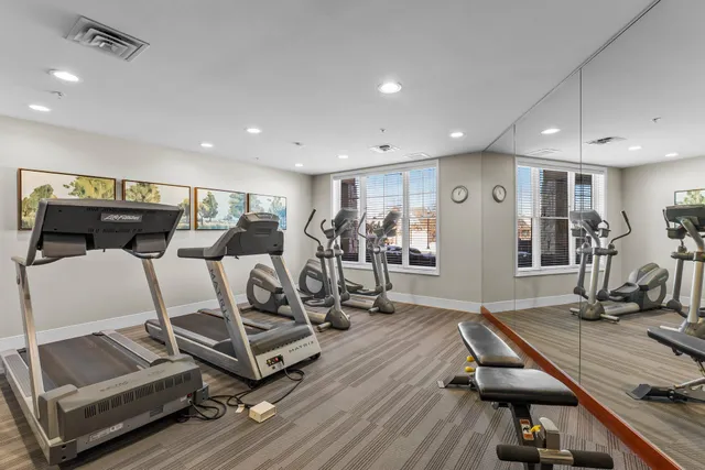 $500,000 | 1320 Riverside Lane, Unit 112, Mendota Heights, MN 55118