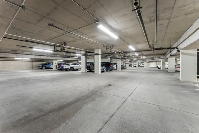 $500,000 | 1320 Riverside Lane, Unit 112, Mendota Heights, MN 55118