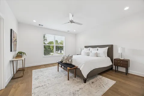 $349,700 | 1826 West Tidwell Road, Houston, TX 77091