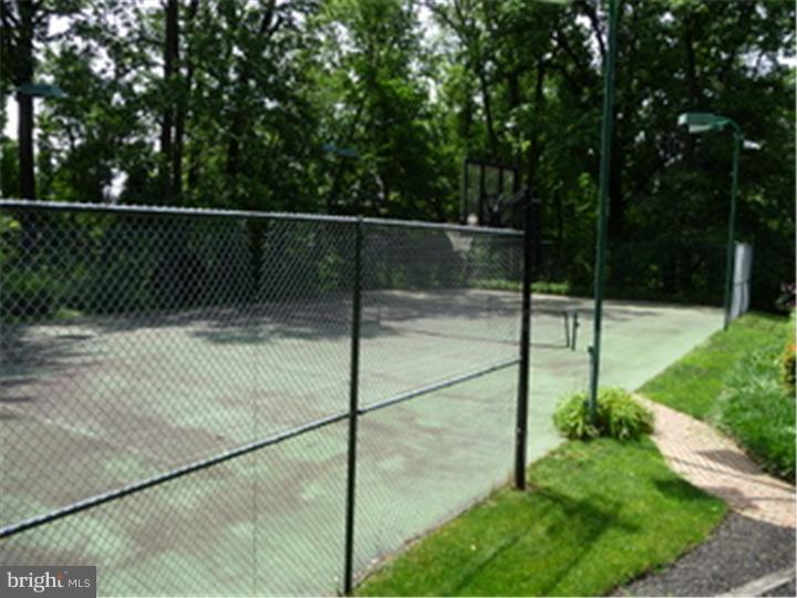 1639 Stocton Road Jenkintown, PA 19046 - Photo 5 of 25