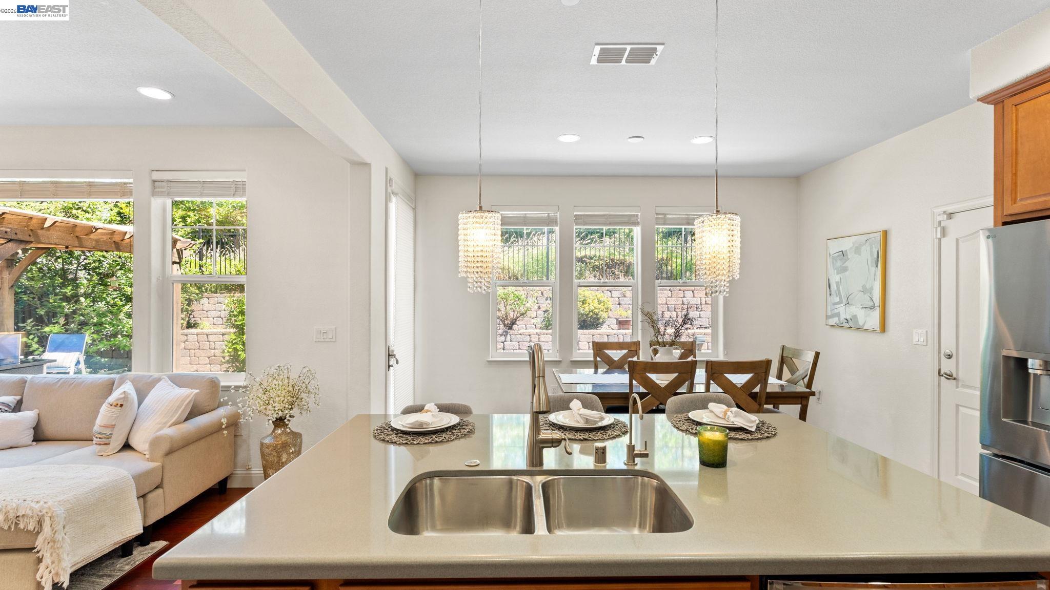 3207 Vittoria Loop Dublin, CA 94568 - Photo 10 of 49