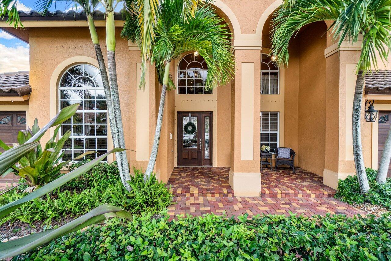 22338 Siesta Key Drive Boca Raton, FL 33428 - Photo 4 of 61 004-22338SiestaKeyDrive-BocaRaton-FL-334