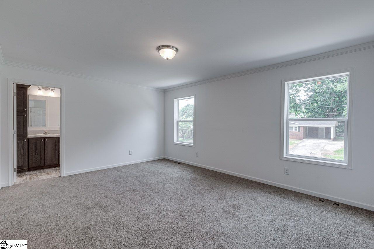 110 South Buckhorn Road Greenville, SC 29609 - Photo 13 of 33 Gallery Image 13