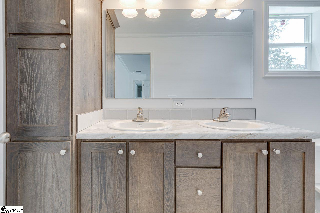 110 South Buckhorn Road Greenville, SC 29609 - Photo 16 of 33 Gallery Image 16