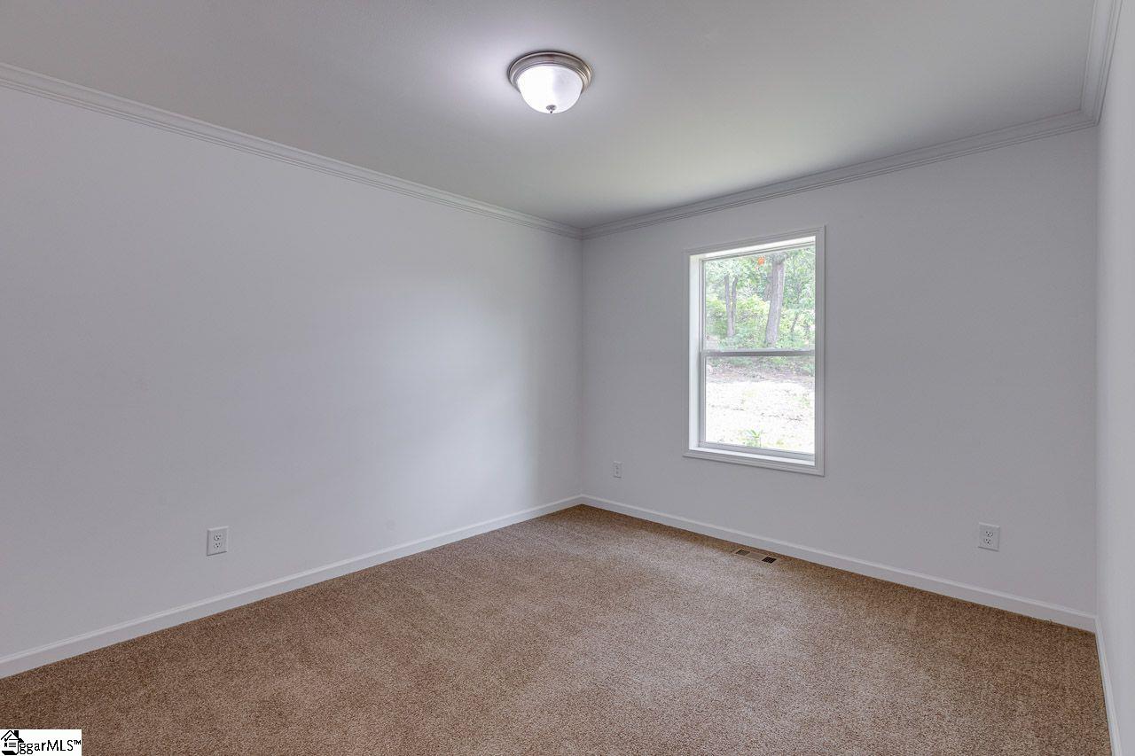 110 South Buckhorn Road Greenville, SC 29609 - Photo 18 of 33 Gallery Image 18