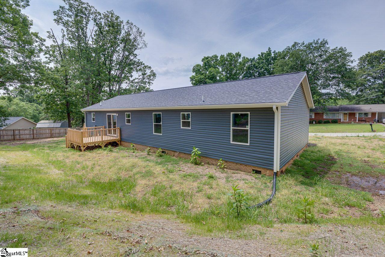 110 South Buckhorn Road Greenville, SC 29609 - Photo 30 of 33 Gallery Image 30