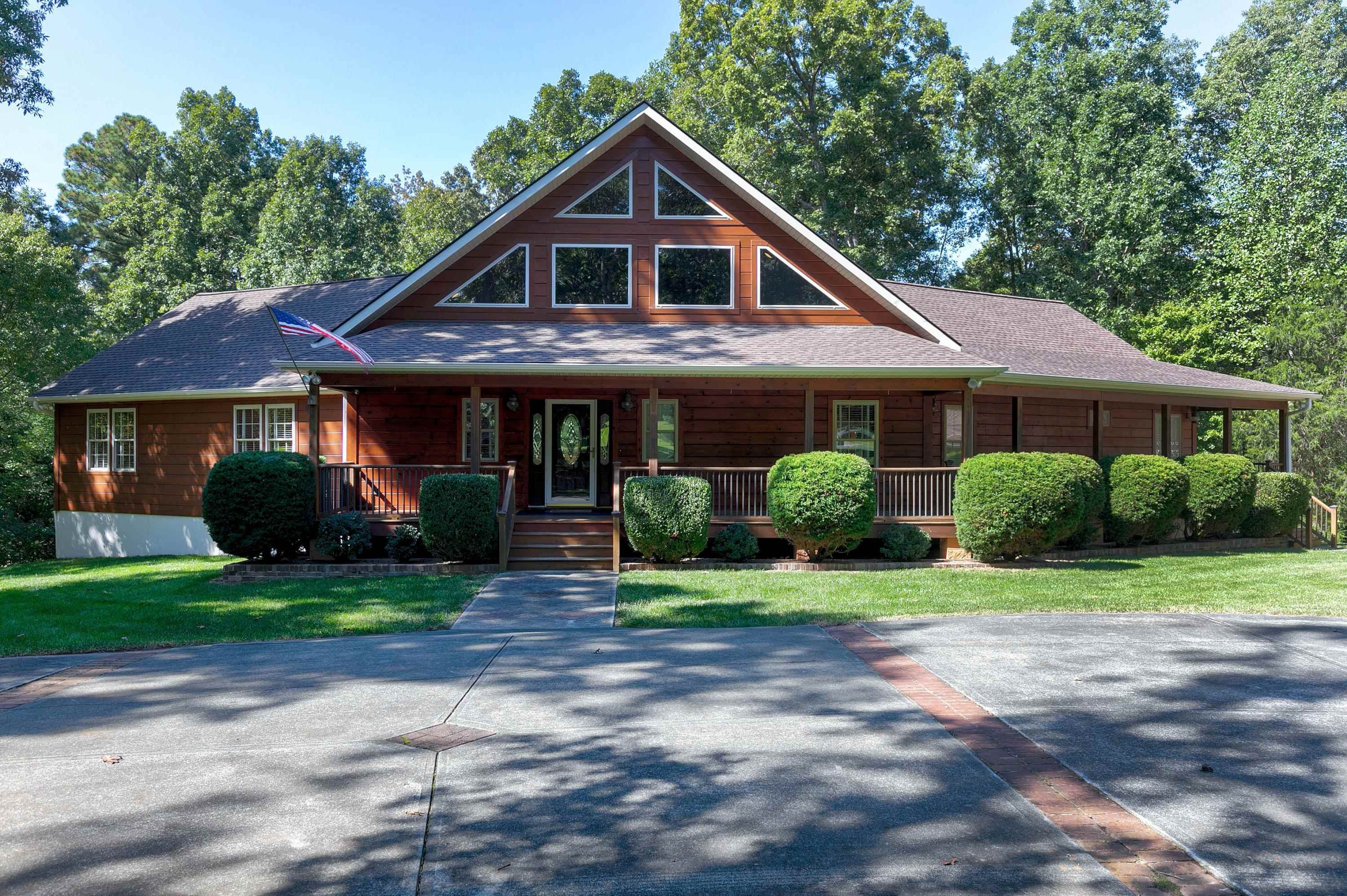 5428 Earle Road Raleigh, NC 27606 - Photo 2 of 86 Photo 2