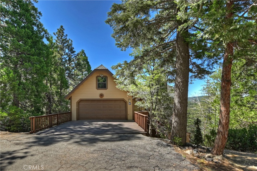 369 Pioneer Road Lake Arrowhead, CA 92352 - Photo 1 of 1 Gallery Image 1