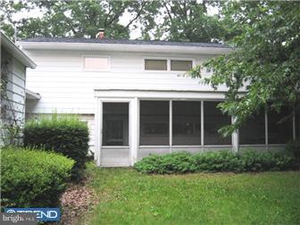 716 East Chestnut Hill Road Newark, DE 19713 - Photo 10 of 11 Exterior Back