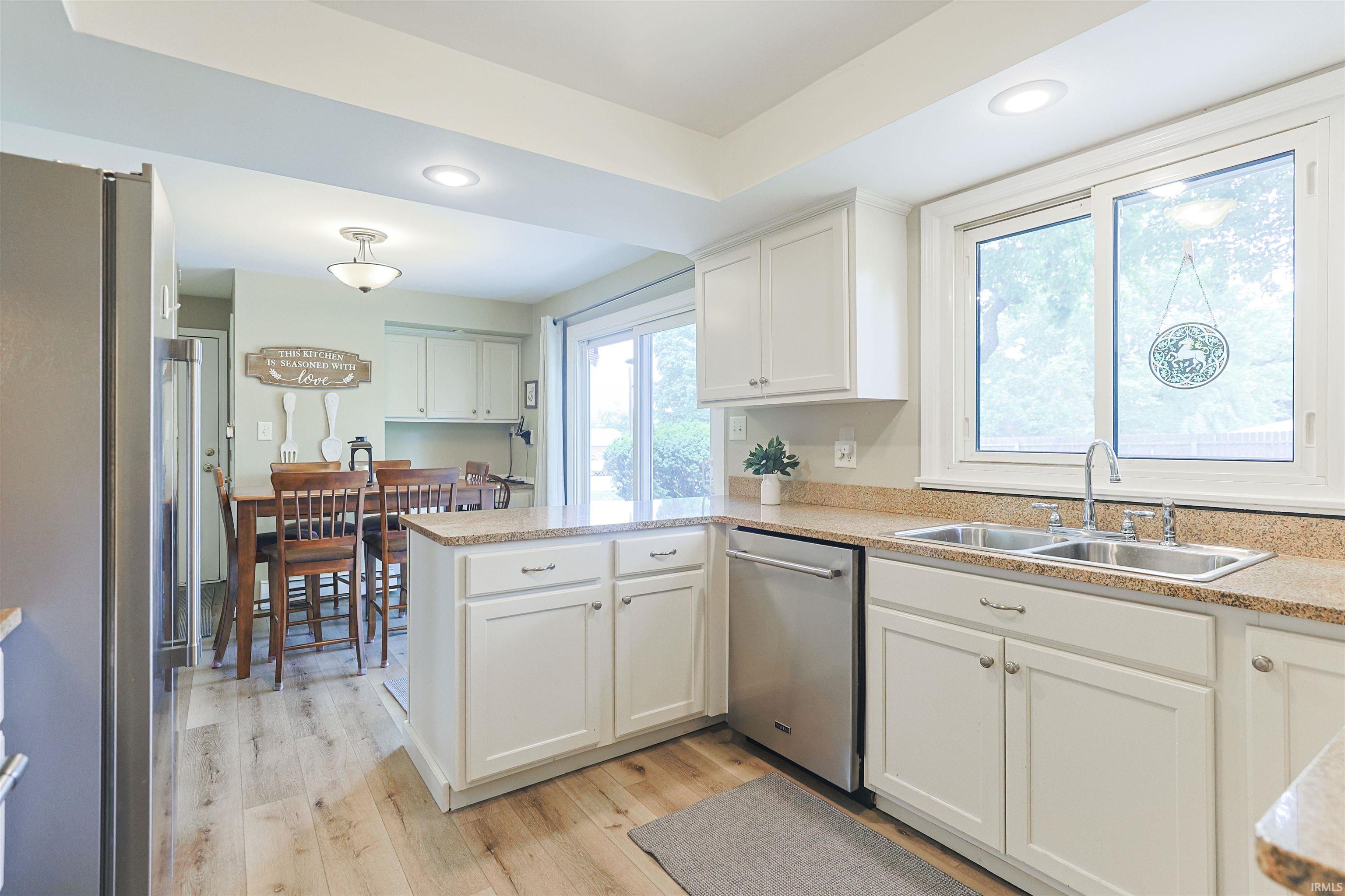 5402 Miami Road South Bend, IN 46614 - Photo 10 of 34