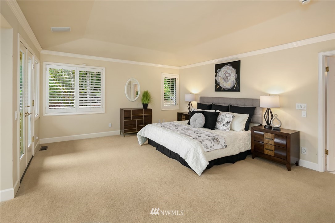 17618 Southeast 102nd Street Renton, WA 98059 - Photo 13 of 25