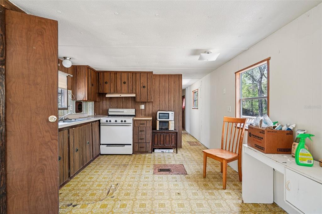 1858 North Shirey Point Inverness, FL 34453 - Photo 5 of 22