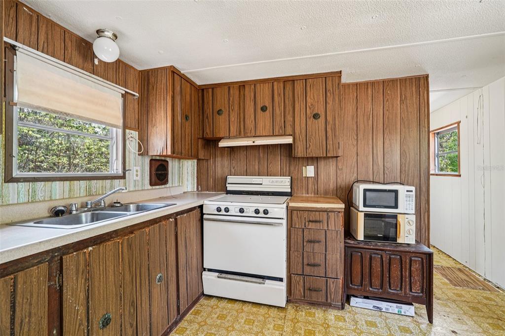 1858 North Shirey Point Inverness, FL 34453 - Photo 7 of 22