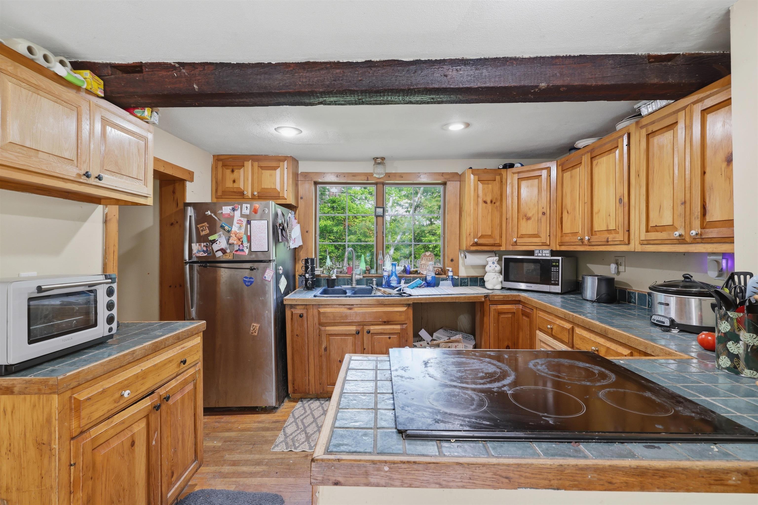 32 East Lull Place New Boston, NH 03070 - Photo 12 of 27