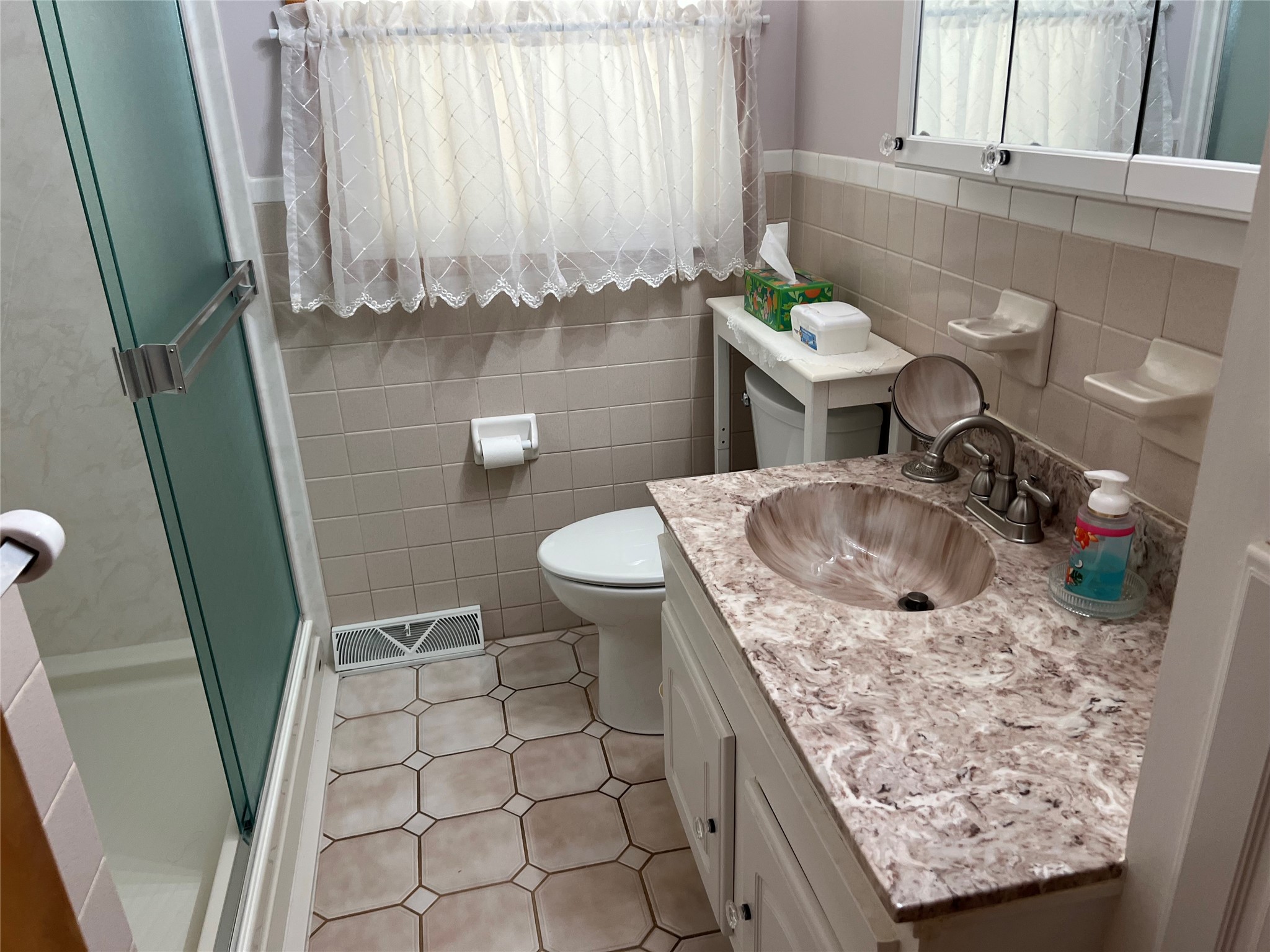 1115 Frost Road Endicott, NY 13760 - Photo 28 of 50