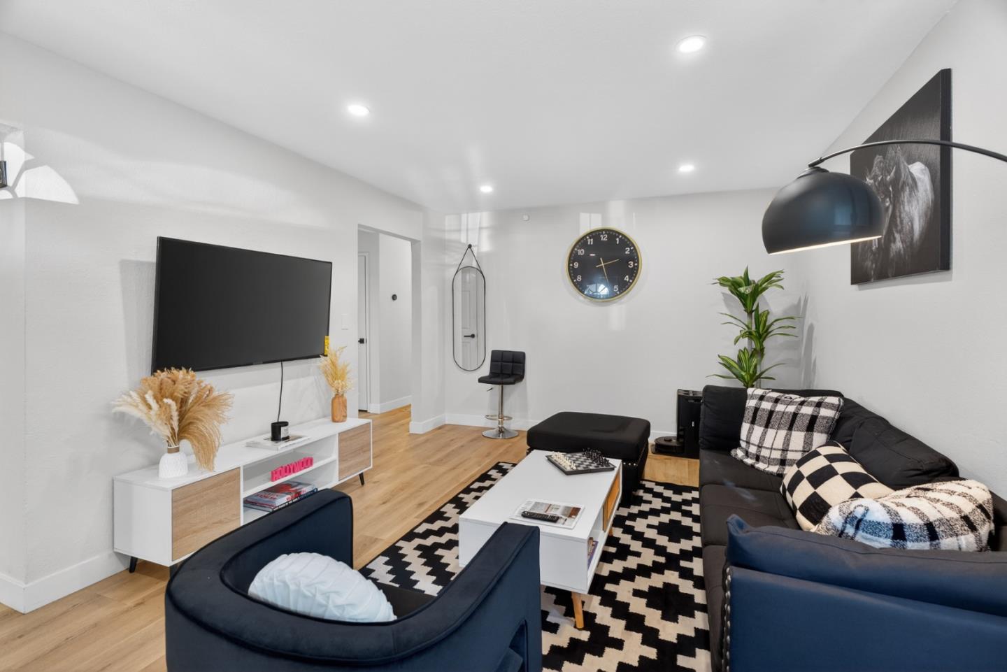 10230 Griffith Street San Jose, CA 95127 - Photo 4 of 50