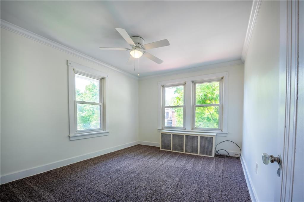 6418 Landview Road Pittsburgh, PA 15217 - Photo 20 of 24 a view of an empty room with a window