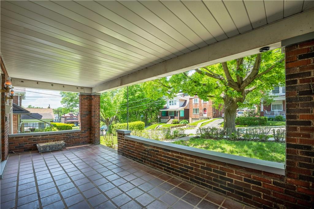 6418 Landview Road Pittsburgh, PA 15217 - Photo 3 of 24