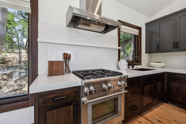 $7,998,000 | 138 Bolivar Lane, Portola Valley, CA 94028