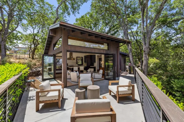 $7,998,000 | 138 Bolivar Lane, Portola Valley, CA 94028