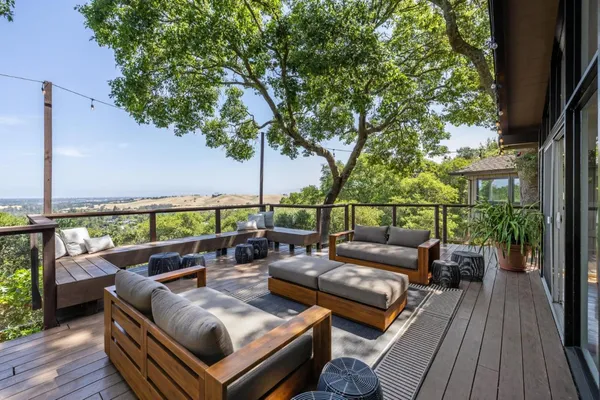 $7,998,000 | 138 Bolivar Lane, Portola Valley, CA 94028