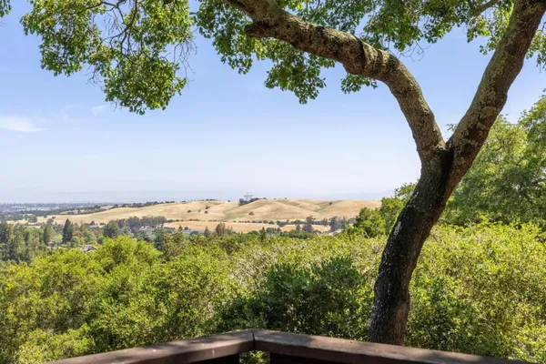 $7,998,000 | 138 Bolivar Lane, Portola Valley, CA 94028