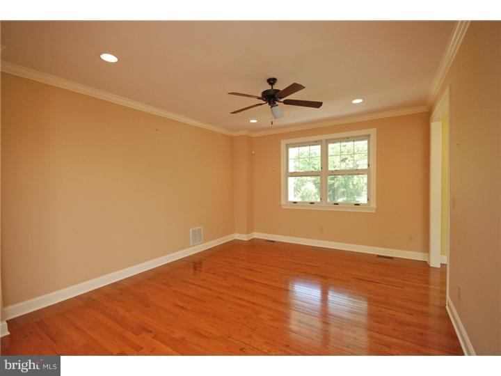 447 Bridgeboro Road Moorestown, NJ 08057 - Photo 8 of 25 Dining Room