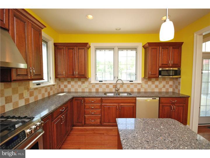 447 Bridgeboro Road Moorestown, NJ 08057 - Photo 10 of 25 Kitchen