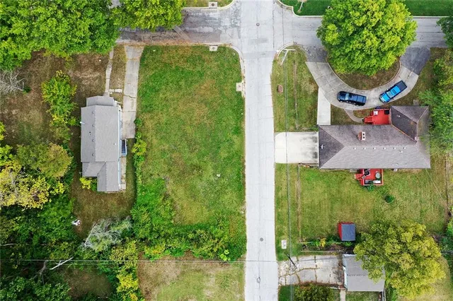 $15,000 | 5650 Agnes Avenue, Kansas City, MO 64130