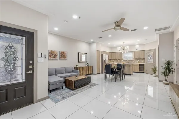 $1,750,000 | 3302 South Sugar Road, Edinburg, TX 78539
