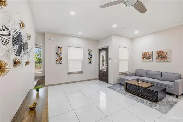 $1,750,000 | 3302 South Sugar Road, Edinburg, TX 78539