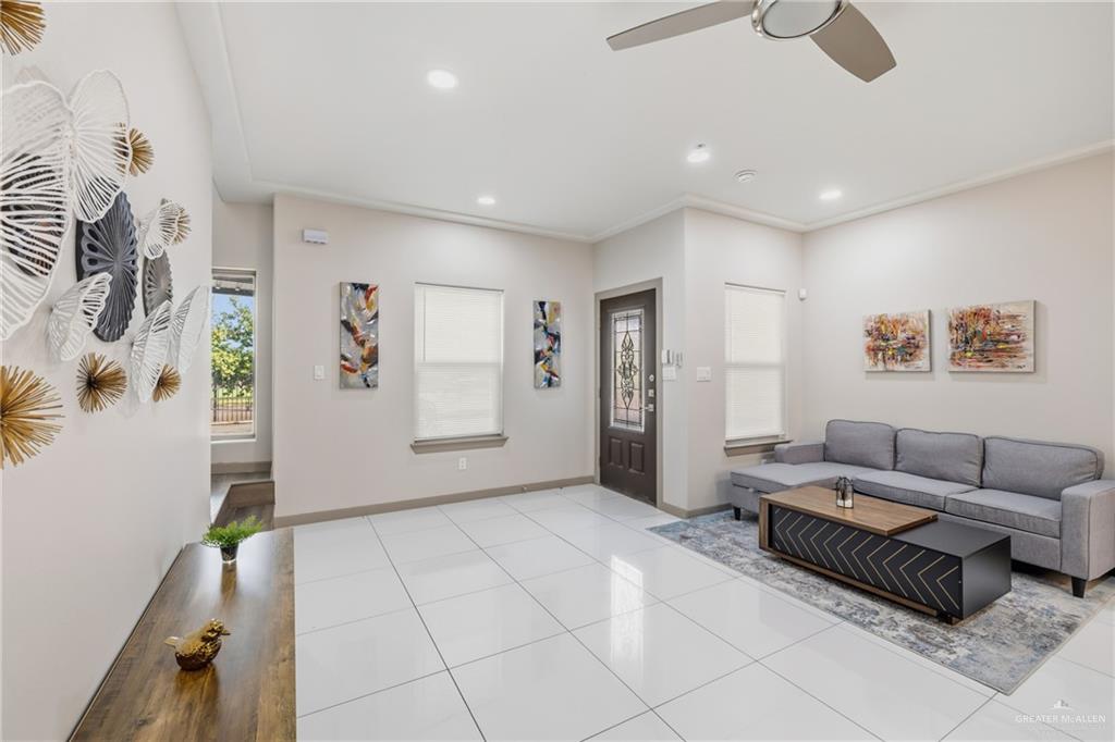 3302 South Sugar Road Edinburg, TX 78539 - Photo 4 of 27