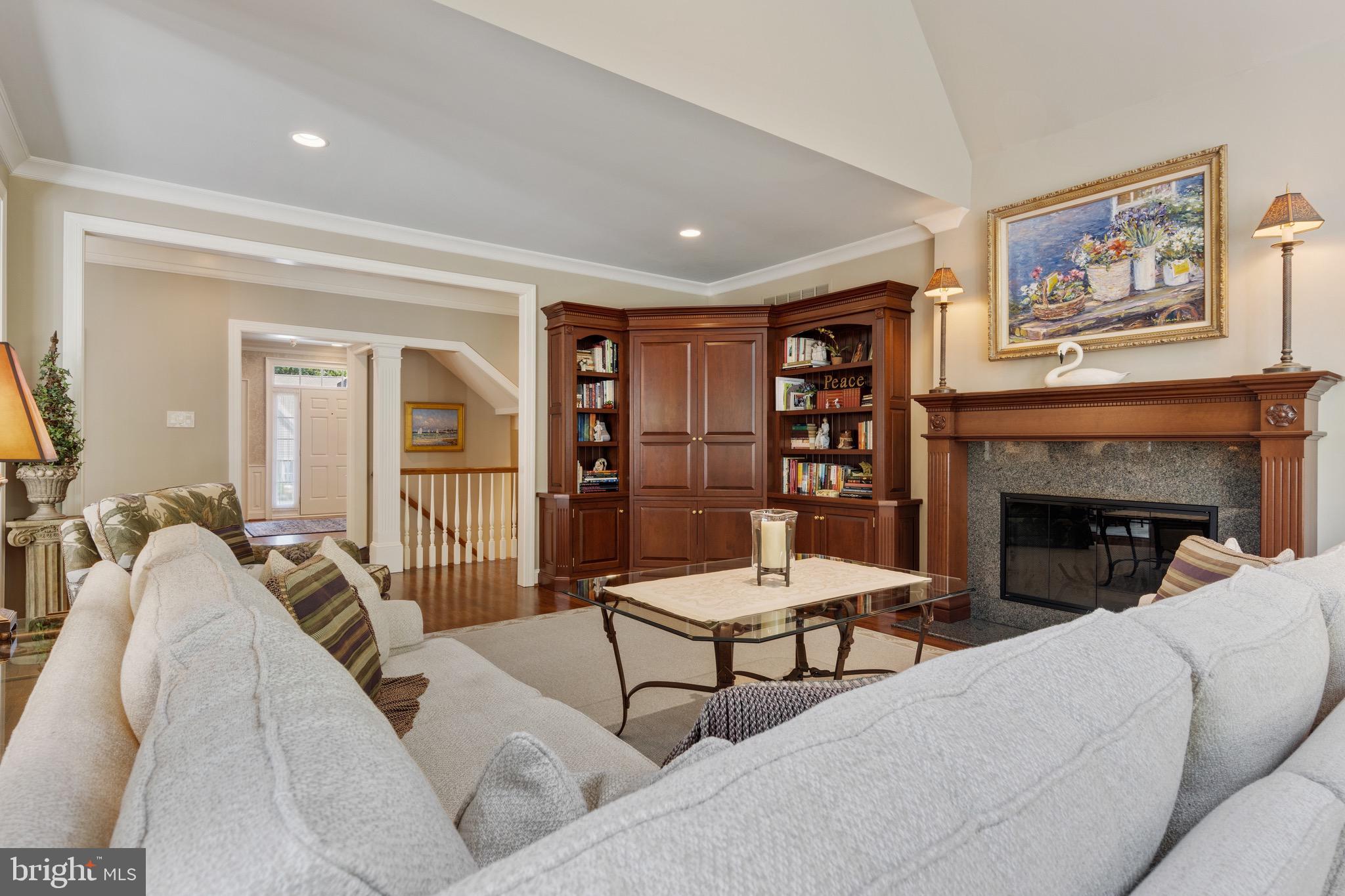 706 Turnbridge Road Wayne, PA 19087 - Photo 23 of 72 Beautiful built-ins