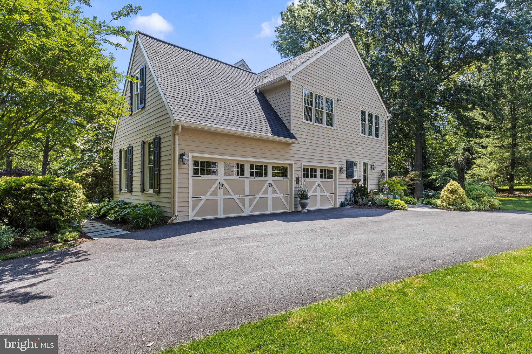706 Turnbridge Road Wayne, PA 19087 - Photo 5 of 72 3 car oversized garage