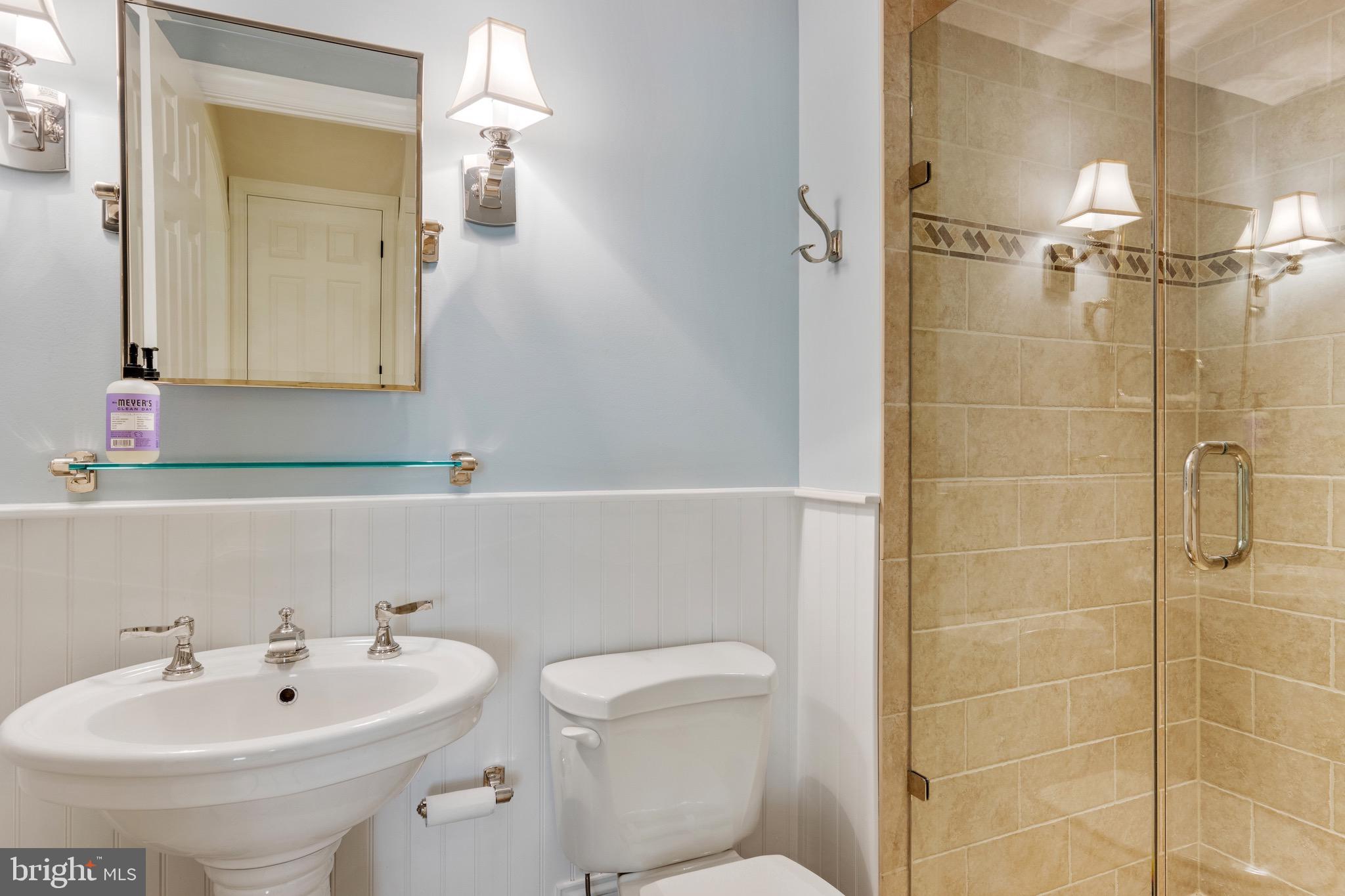 706 Turnbridge Road Wayne, PA 19087 - Photo 57 of 72 Full bath in lower level!!
