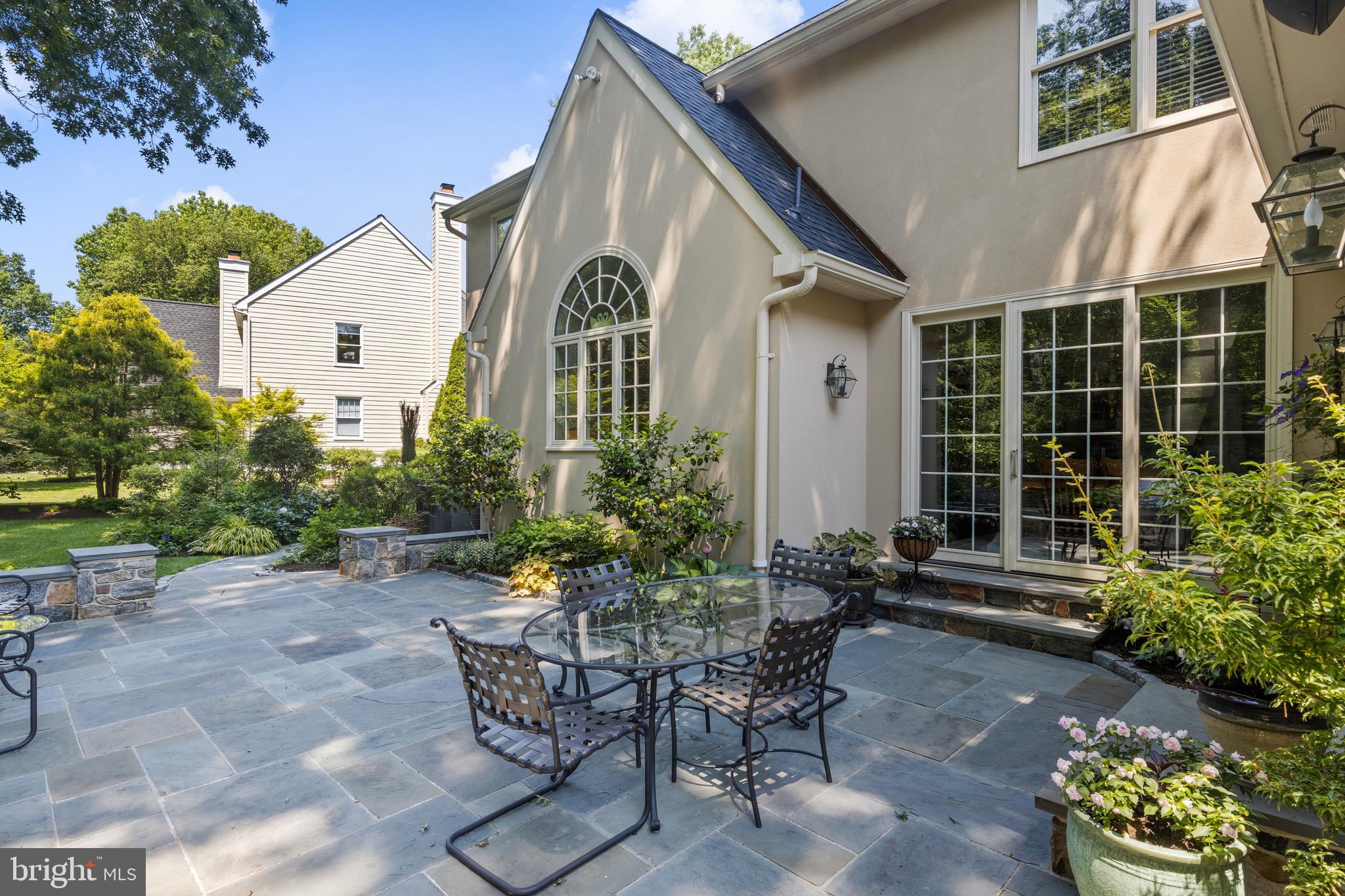 706 Turnbridge Road Wayne, PA 19087 - Photo 7 of 72 Beautiful bluestone patio
