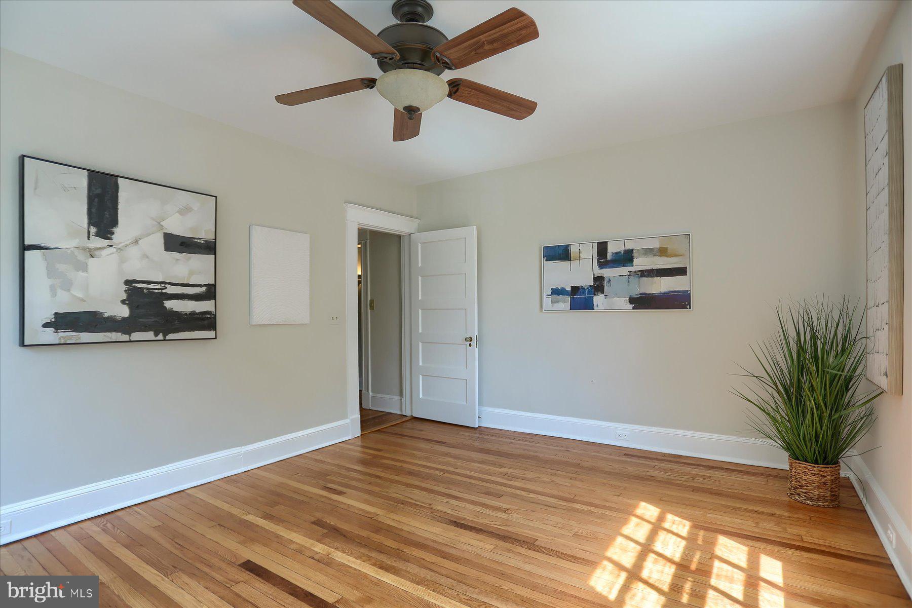4300 Roland Avenue, Unit 201 Baltimore, MD 21210 - Photo 19 of 30