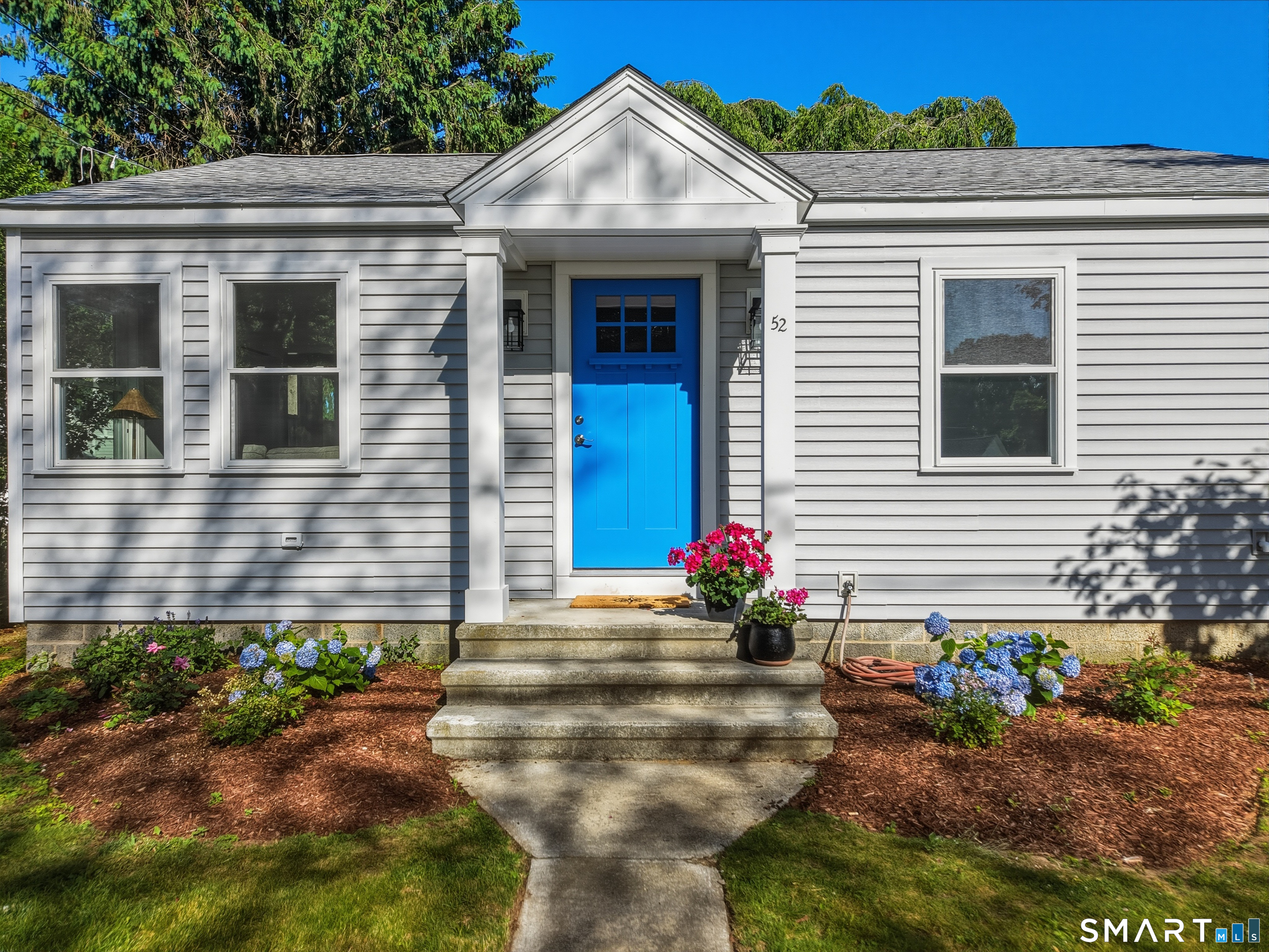 52 Chalker Beach Road Old Saybrook, CT 06475 - Photo 2 of 32