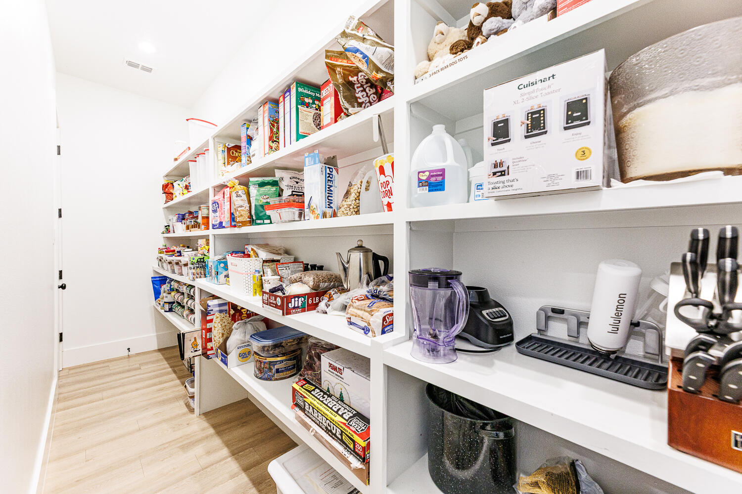 2805 150th Street Lubbock, TX 79423 - Photo 28 of 82 Pantry