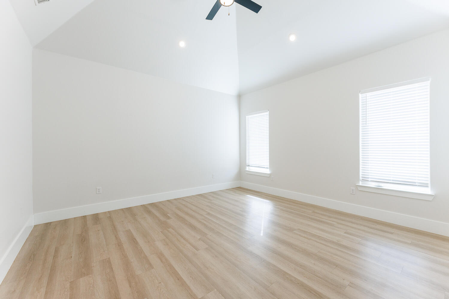 2805 150th Street Lubbock, TX 79423 - Photo 36 of 82 Primary Bedroom