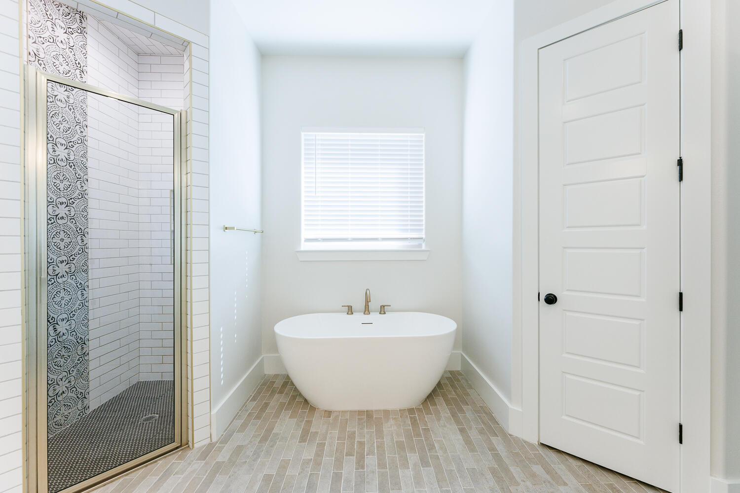 2805 150th Street Lubbock, TX 79423 - Photo 43 of 82 Primary Bathroom