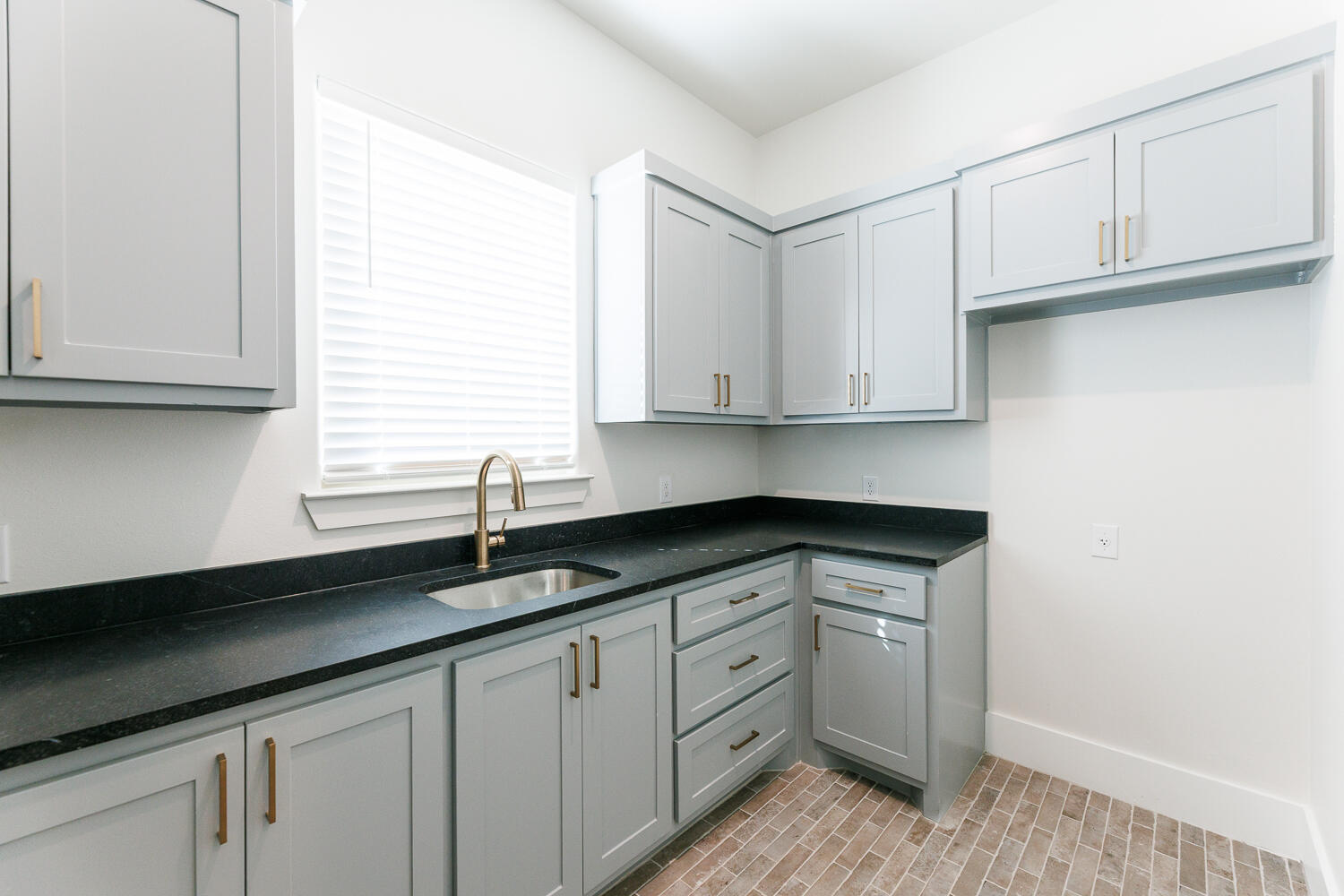 2805 150th Street Lubbock, TX 79423 - Photo 73 of 82 Utility Room